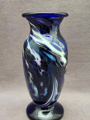 #03212421 vase 8.5''Hx3.5''W $200