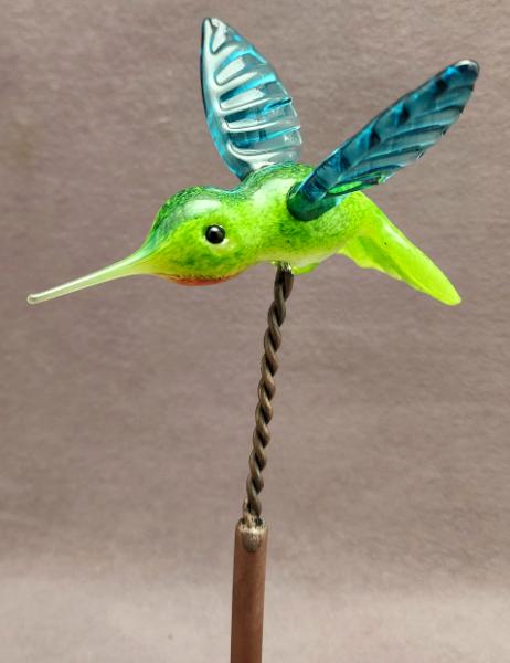 #03082419 hummingbird on yard stake 8''Hx4''Wx5''L $145