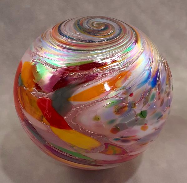 #01102606 Med Float Confetti design 6'' $65.00