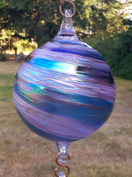#08042516 Three Hanging Ball Sculpture Iridised  Lg-6.5'' Med-5'' Sm-3.75'' 22.5'' Long $180.00