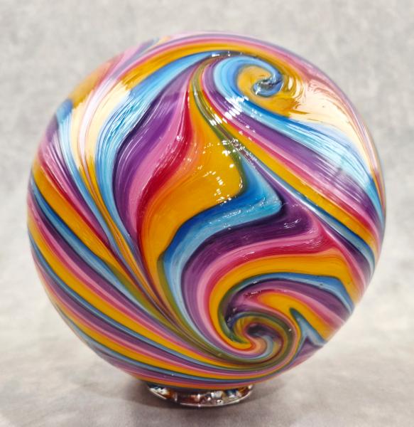 #05282605 Float Rainbow Wave 6.75'' $125.00