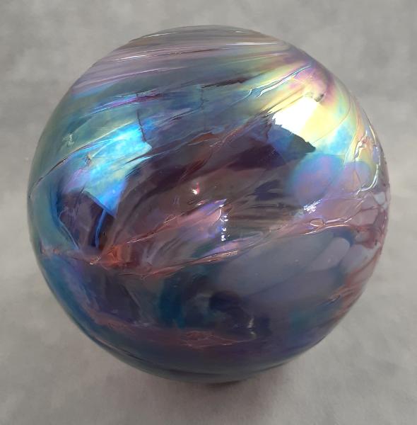 #08042515 Med Float Iridised  5.5'' $60.00