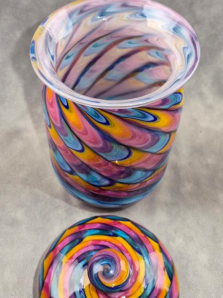 #07022601 Jar with lid Rainbow feather twist 9.75''HX5''W $300.00