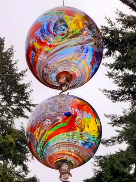 #10102503 Three ball hanging sculpture LG-5.75''  Med-4.75'' Sm-3.75''  Long-21'' $170.00