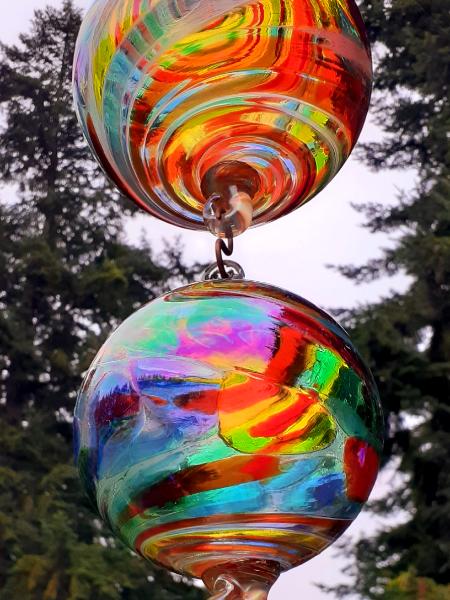 #10102501 Three ball hanging sculpture LG-5.5''  Med-4.5'' Sm-3.5''  Long-20'' $170.00