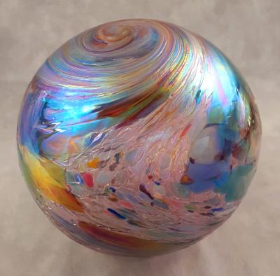 #08042513 Med Float Iridised Confetti Design 6'' $65.00 (4)