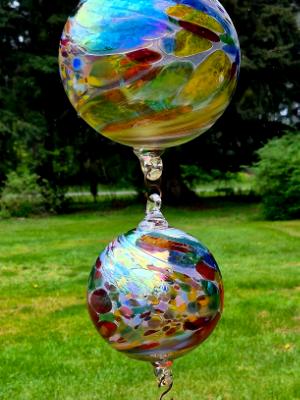 #04282601 Four Ball sculpture, Confetti design, Iridized LG-7'' Med-5.75'' SM-4.75'' XSM-3.75''  Total length  31'' $200.00