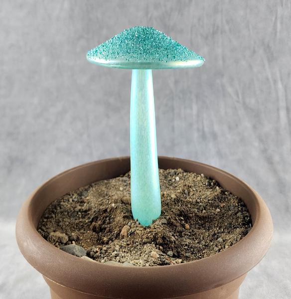 #04152426 mushroom with glass stake 7''Hx4''W $70