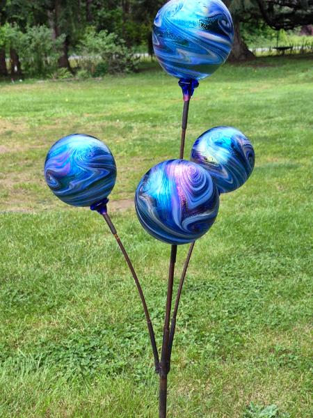#05092601 four ball garden sculpture 50'' H X 19''W $275.00