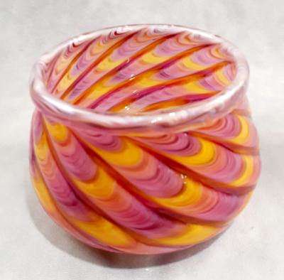 #11242509 Bowl  3.75''HX5.75W Feather Twist design $125.00