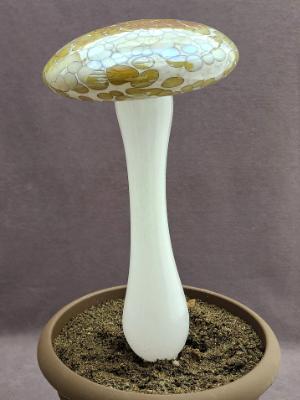 #04052410 LG mushroom with glass stake 12''Hx6''W $100