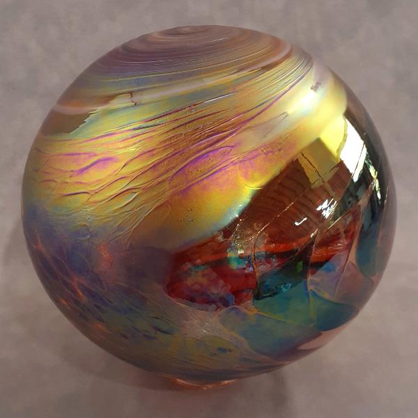 #07302502 Lg Float 7.75'' Iridised Persian Design $90.00
