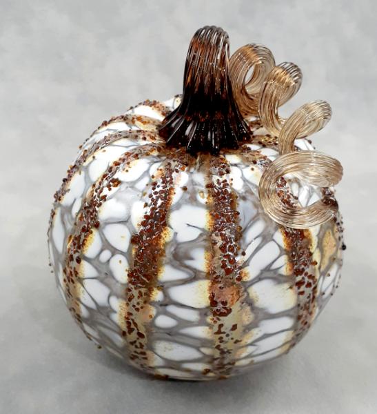 #09062522 Med Pumpkin silvered 4'' to 5''  $55.00
