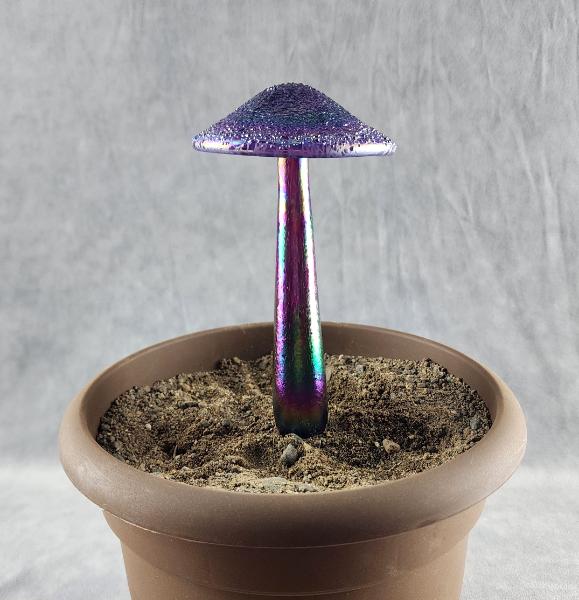 #04152457 mushroom with glass stake 7''Hx4''W $70