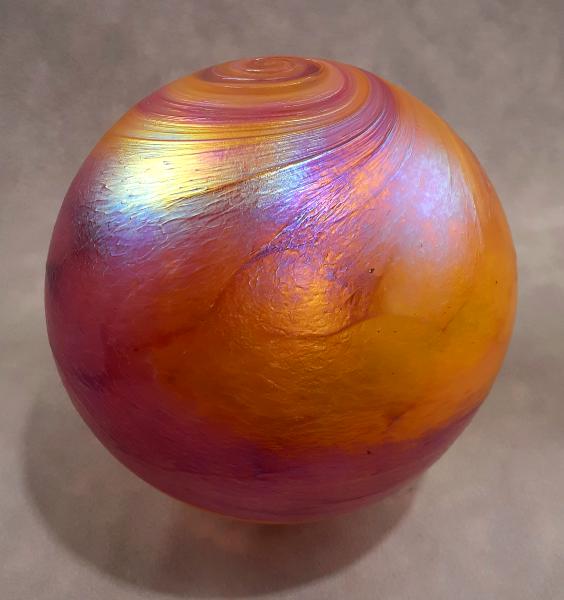 #11242508 Med float 6.25'' Aurora design Iridised $90.00