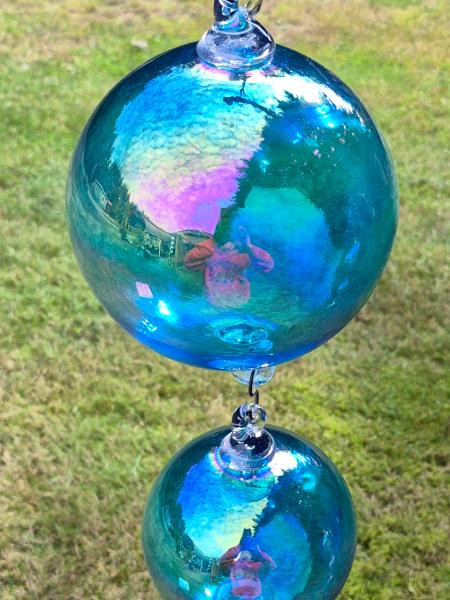 #09282602 Three Hanging Ball sculpture LG-6'' Med- 5'' Sm- 3.5'' length 22.5'' $160.00