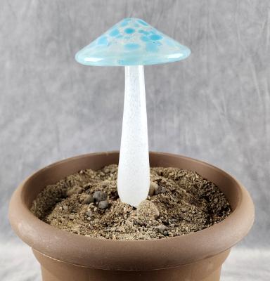 #04122418 GLOW IN THE DARK mushroom on glass stake 7''H x 4''W $80