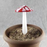 #04152404 mushroom with glass stake 6''Hx4''W $70