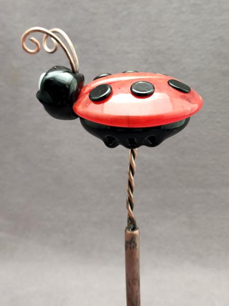 #03262408 ladybug on rod 7.5''Hx3''WX4''L $135