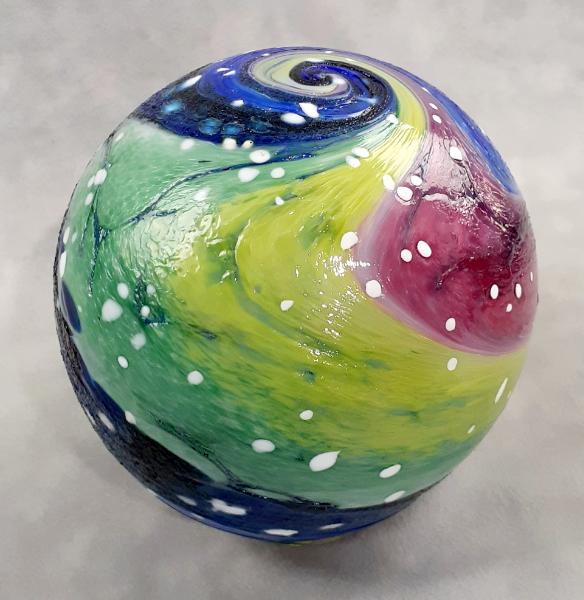 #09062503 Med Float 5,25'' aurora borealis design $90.00