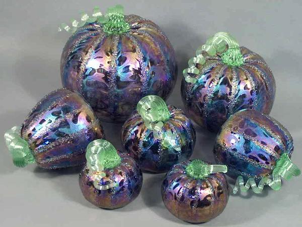 Purple pumpkin family