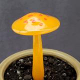 #07112214 mushroom 6''Hx3''W $65