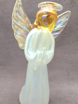 #04102305 angel 9.5''Hx5.5''Wx5''D $300