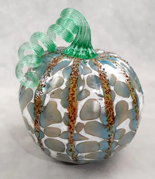 #09062517 Med Pumpkin 4'' to 5''  $55.00