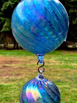 #02202601 Three Hanging Ball Sculpture LG-5.75'' Med-4.75'' Sm-3.75'' 20'' long Iridised $150.00