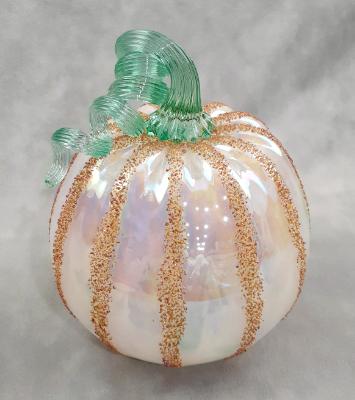 #09162536 Med Pumpkin 4'' to 5'' Iridised $55.00 #09162536 Med Pumpkin 4'' to 5'' Iridised $55.00