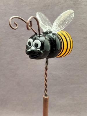 #03222403 bee on rod 8.5''Hx2.5''WX5''L $135