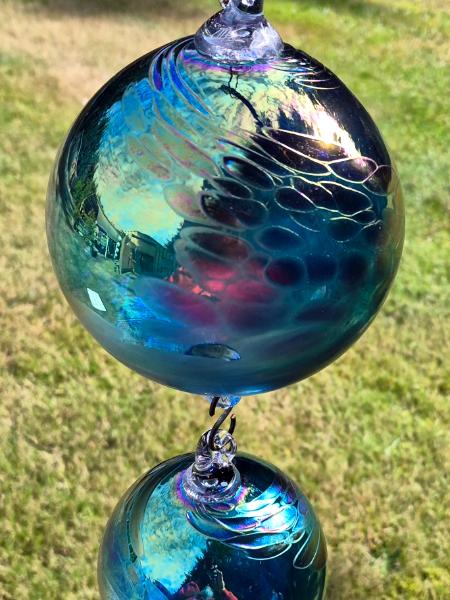 #09282601 Three Hanging Ball sculpture LG-5.5'' Med- 4.75'' Sm- 3.75'' length 20.5'' $160.00 (4)