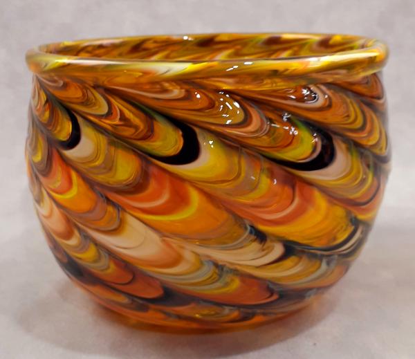 #10262627 Bowl  feather twist design 4''HX5.5''W $125.00