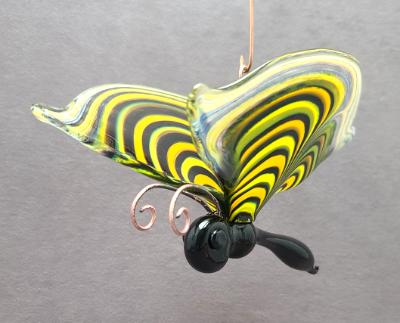 #04282206 butterfly hanging 4.5''Hx5''Wx8''L $130