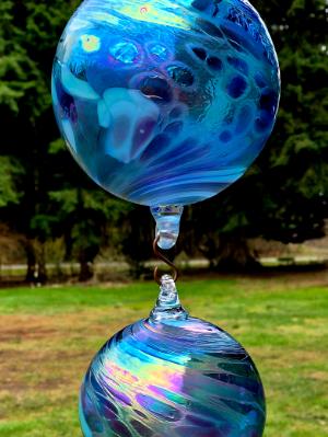 #02152602 Three Hanging Ball Sculpture LG-6.25'' Med-5.5'' Sm-4.5'' 23'' long Iridised $180.00