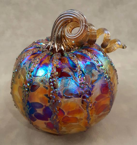 #09222513 Pumpkin Med 4'' to 5'' Iridised $55.00