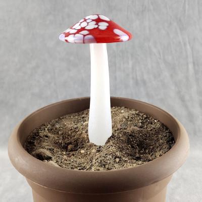 #04152412 mushroom with glass stake 7''Hx4''W $70