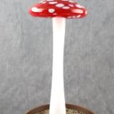 #04112411 LG mushroom with glass stake 14''Hx 6''W $100