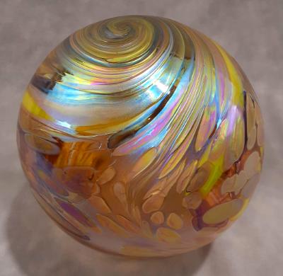 #03152511 Med Float 6''  Iridised $65.00