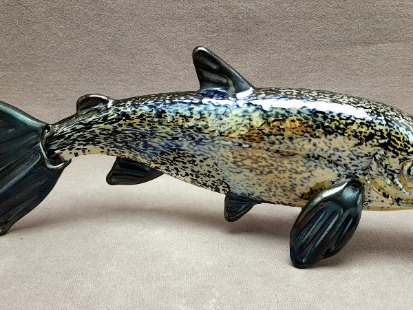 #15 #02072401 fish 4.5''Hx11''Lx3''W $300