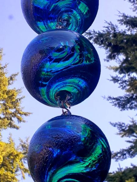 #080925057 Four Hanging Ball Sculpture Lg-6.75'' Med-5.75'' Sm-4.75'' Xsm-3.25'' 31''Long $250.00