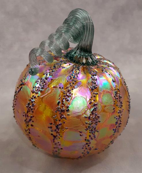 #09222516 Pumpkin Med 4'' to 5'' Iridised $55.00