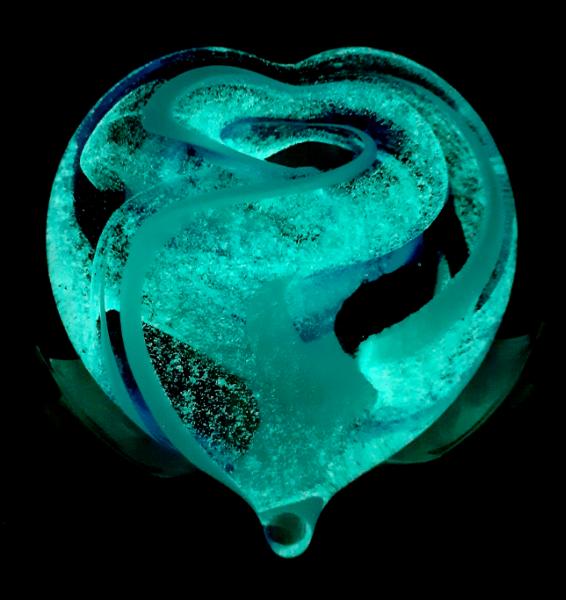 #10242514 Heart solid Glass Glow in Dark 3'' X 3.18''  $85.00