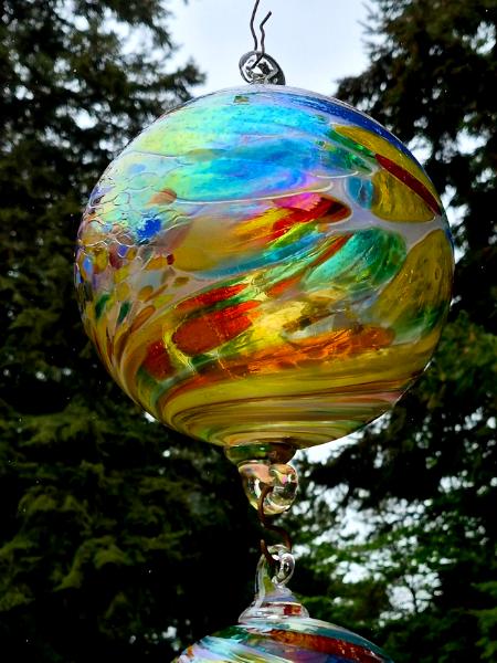 #04282601 Four Ball sculpture, Confetti design, Iridized LG-7'' Med-5.75'' SM-4.75'' XSM-3.75''  Total length  31'' $200.00