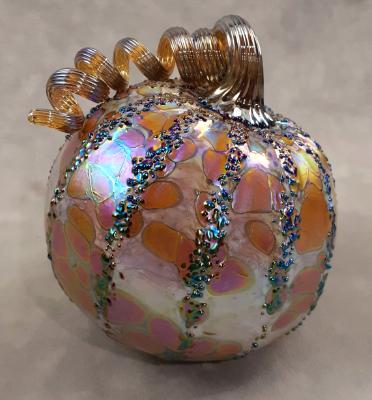 #09222520 Pumpkin Med 4'' to 5'' Iridised $55.00 #09222520 Pumpkin Med 4'' to 5'' Iridised $55.00