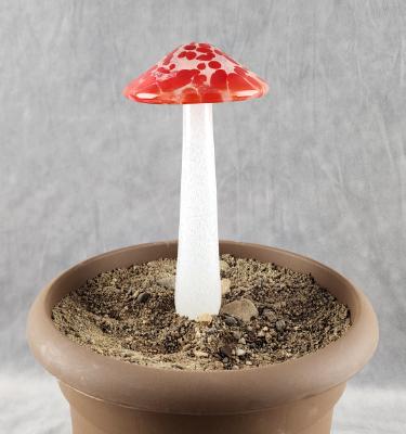 #04122408 GLOW IN THE DARK mushroom on glass stake 7.5''H x 4''W $80